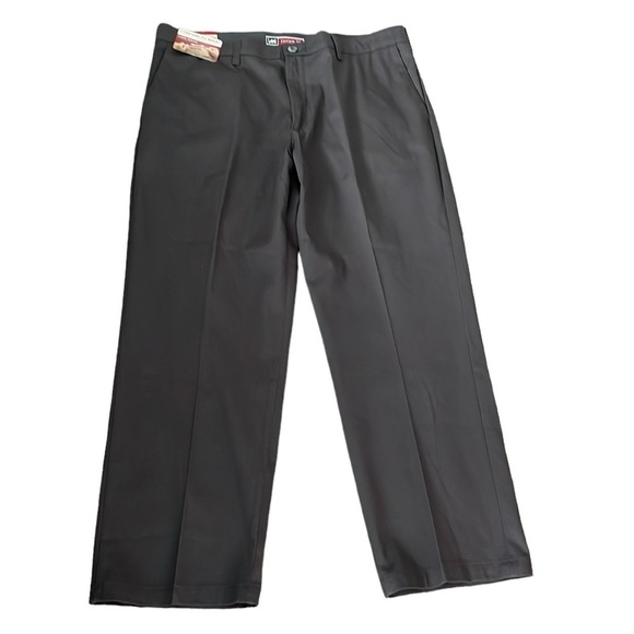 Lee Custom Fit Relaxed Fit Flat Front Pant - Picture 3 of 9
